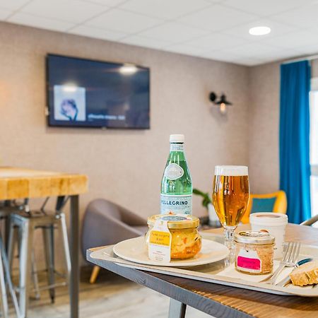 Kyriad Direct Tours Sud - Chambray Les Tours Екстер'єр фото