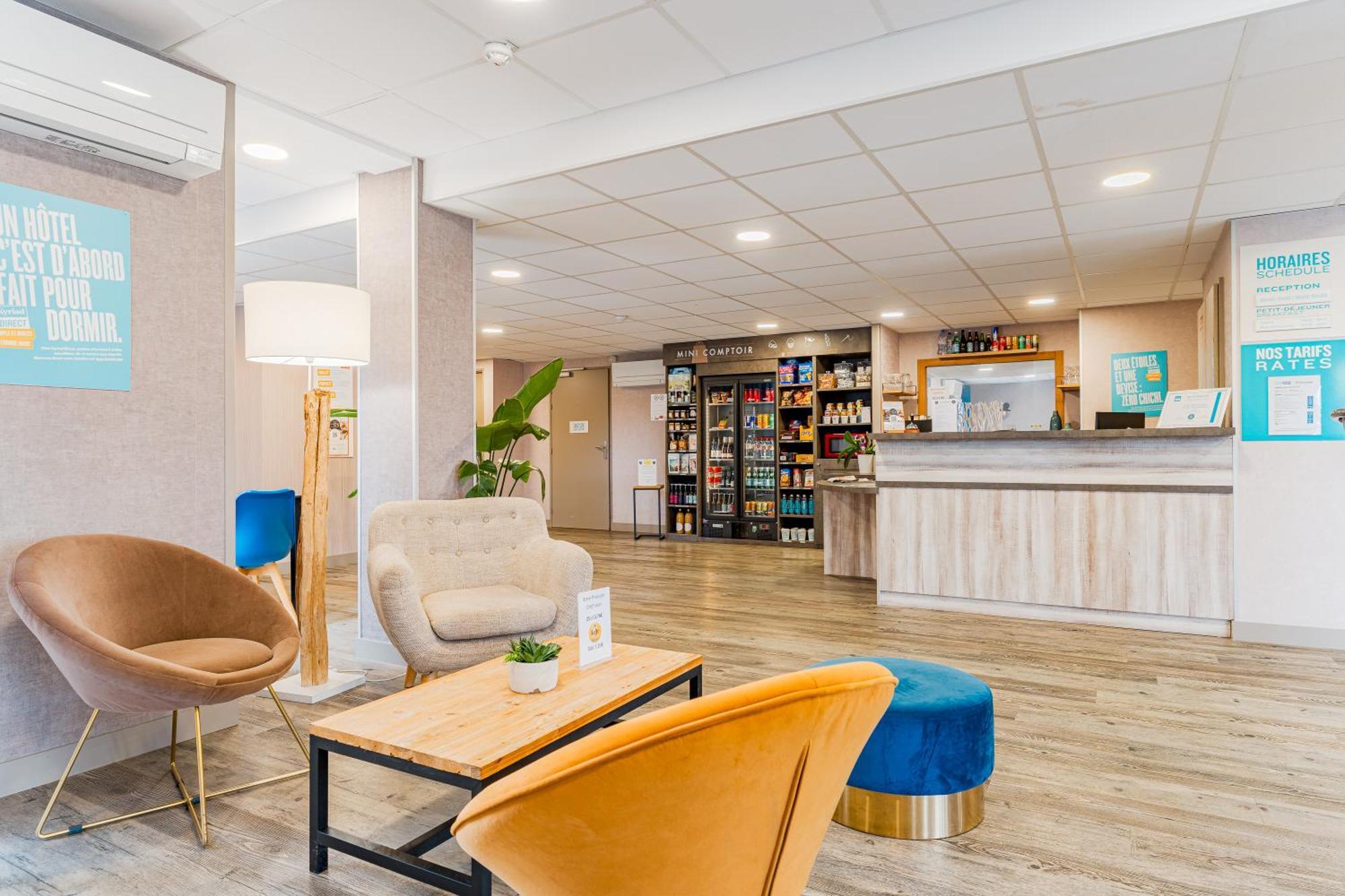 Kyriad Direct Tours Sud - Chambray Les Tours Екстер'єр фото